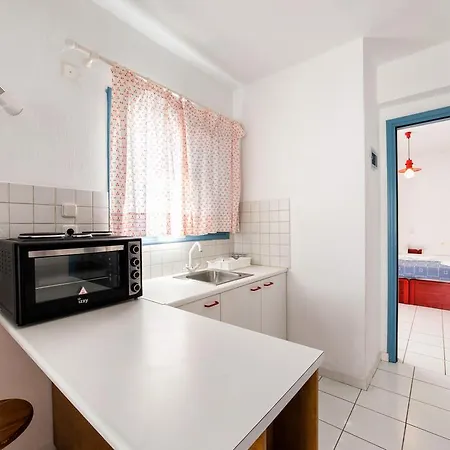 Fivos Apartment *