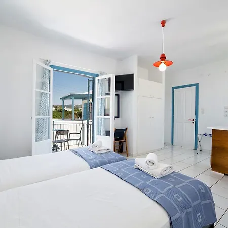 Apartment Fivos