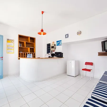 Apartment Fivos *