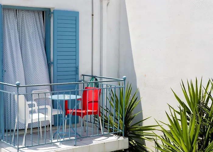 菲沃斯公寓 Alikí